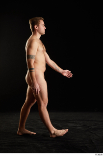 Albin  1 nude side view walking whole body 0001.jpg